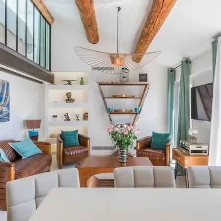 Cozystay 1674 - Gorgeous Sea View 3-bedroom Duplex Apartman Cannes