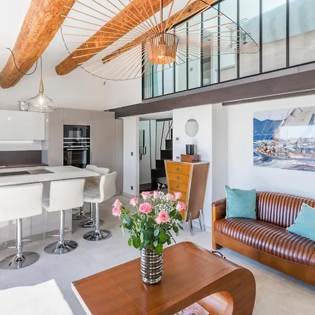 Cozystay 1674 - Gorgeous Sea View 3-bedroom Duplex Lägenhet Cannes