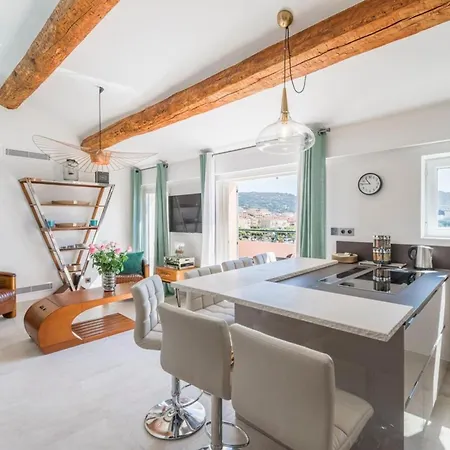 Cozystay 1674 - Gorgeous Sea View 3-bedroom Duplex * 戛纳