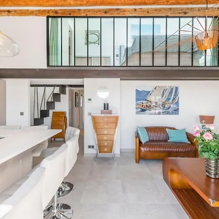 Cozystay 1674 - Gorgeous Sea View 3-bedroom Duplex 公寓